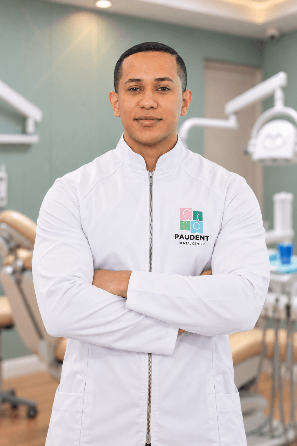 Dr. Cristian Ponceano
